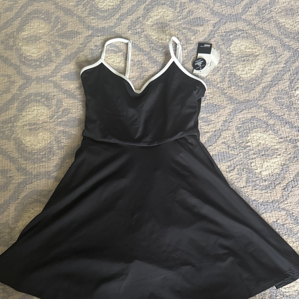 NWT Gilly Hicks Black and White V-Neck A-Line Dress